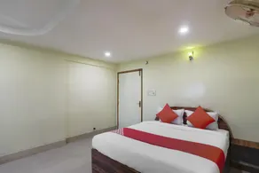 OYO 70146 S S P Guest House - Image 3