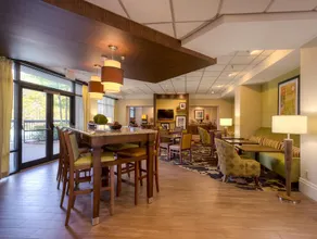 Hampton Inn Meridian - Image 2
