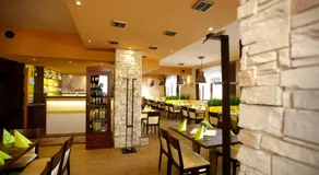 Hotel Classic - Image 4