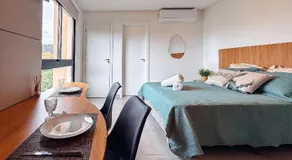 Studio Moderno c/ Piscina e Garagem - Image 2