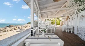 HVD Riviera Beach Ultra All Inclusive & Mineral Pool - Private Beach & Free Parking - Image 4