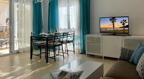 MANZANA bonito y cómodo apartamento con piscina - Image 2