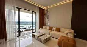 Astonishing Ocean View 4 Bedroom Huge Balcony 2 Car Park - Image 2