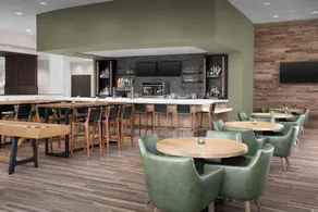 Embassy Suites Portland/Hillsboro, Oregon - Image 5