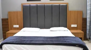 Hotel 60 - Image 2