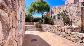 DOMUS HENRICUS -THREEROOM APARTMENT IN PORTO POLLO 400 Meters from the sea  - Image 3