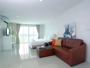 The Terrace Hotel - Image 2