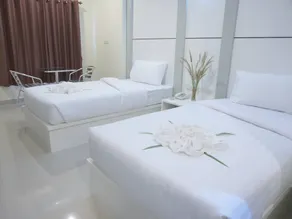 The Rich Residence - Image 5