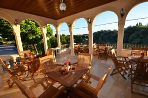 Kral Hotel - Image 4