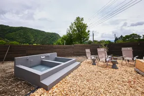 dots by Dot Glamping Suite 001 - Image 3