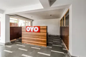 OYO Flagship 18434 Silver Crown - Image 3