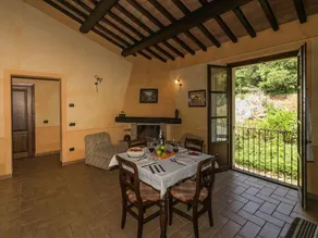 Luxury, modern apartment with pool and stunning views, 1 hour from Rome - Image 4