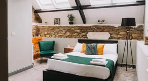 Sgwd Gwladys Lodge - Image 2