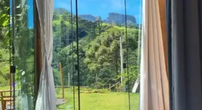 Chalé romântico, lareira, jacuzzi-Vista Pedra Baú - Chalé Petra - Image 3