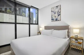 Elevated 1-Bed Retreat Near Crown - Image 5