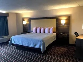 Legacy Inn - Gallatin - Image 5