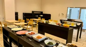 Bande Hotel Osaka - Image 4
