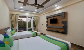 Treebo Sky Vista Suites with Hill View - Image 2