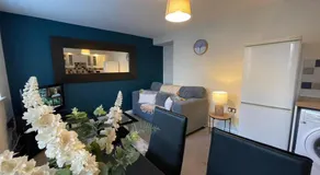 Large Apartments next to East Midlands Airport with Free Gated Parking! - Image 3