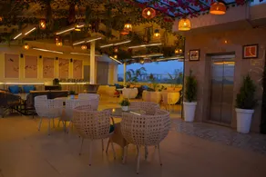 The Royal Casa - Image 4