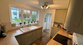 Delightful 3-bedroom Cottage, Brockenhurst - Image 5