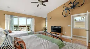 City Skyline - Outside decks - Contemporary - Image 2