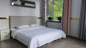 Nanhe Xuanxuan Hotel - Image 2