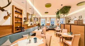 Hotel Elefant Family Business - Image 3