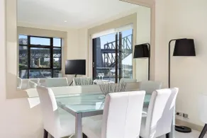Reflections - World Class 360° Harbour Views! - Image 5
