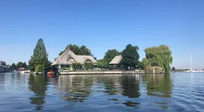 Beach House Giethoorn - Image 5
