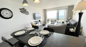 Magnifique T2 archi cosy Vue mer 180 Piscine - Image 3