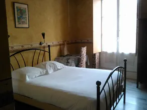 Hotel Du Commerce - Image 2