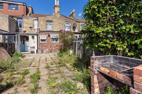 Fair Frost Avenue - Image 2