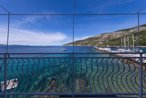 Komiza Provita Guesthouse - Image 3