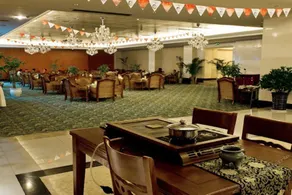 Phoenix Lake Tianquan Hotel - Image 3