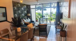OceanFront- Main Beach Strip- Enchanting- Families or Business - Image 3