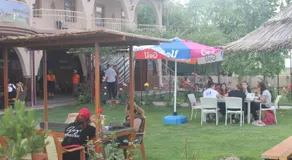 Sultan Pansion Bird Paradise - Image 4