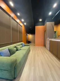 H1 Hotel - Image 4