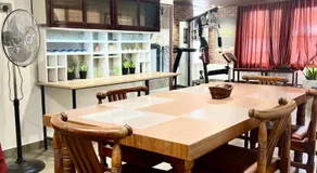 V R Homestay-Premium AC Stay Near Guruvayur - Image 4