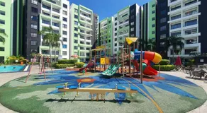 Manhattan Condo Ipoh with Water Park and Pool View - Image 4