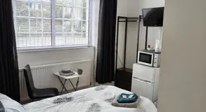 Tredegar Arms Budget Guesthouse For Walkers/Cyclists/Contractors/Traveler - Image 2