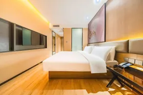 IU Hotels· Lanzhou Xike Station Huanghelou Branch - Image 5
