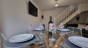Haxby House by Switchback Stays - Image 3