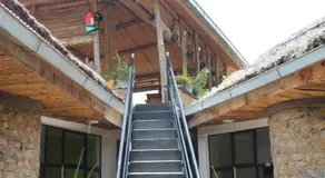 Lodge Du Chateau - Image 5