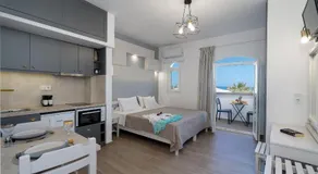 Renata Mare Beachside Studios - Image 2