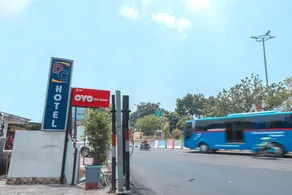 OYO 161 DC Hotel Utan Kayu - Image 3