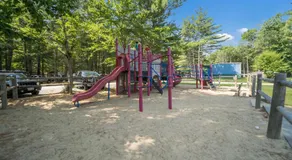 Moody Beach Camping Resort Wheelchair Accessible Cottage - Image 4
