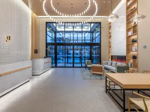 Country Inn & Suites by Radisson Tianjin Jinghai Tuanbo Campus Town - Image 3