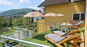 Lola's House - Image 3