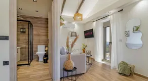 Urban Mountain Retreat - Image 2